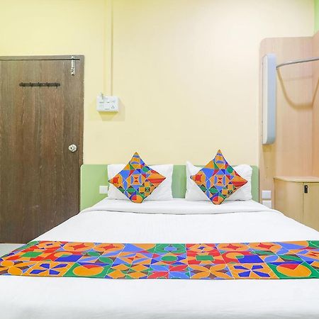 Fabexpress Airport Stay Inn - Nr Hyderabad International Airport, Shamshabad Ngoại thất bức ảnh