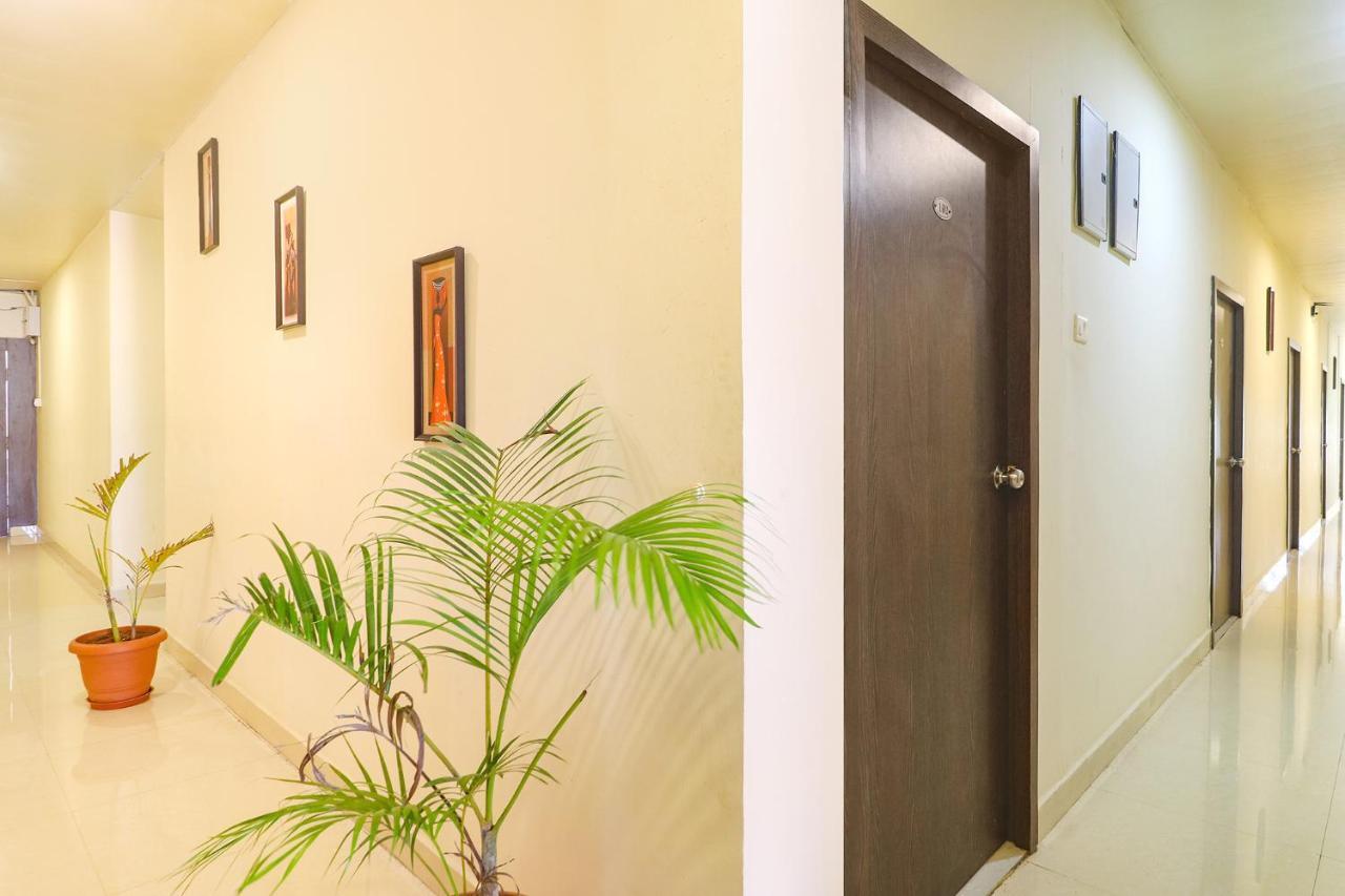 Fabexpress Airport Stay Inn - Nr Hyderabad International Airport, Shamshabad Ngoại thất bức ảnh