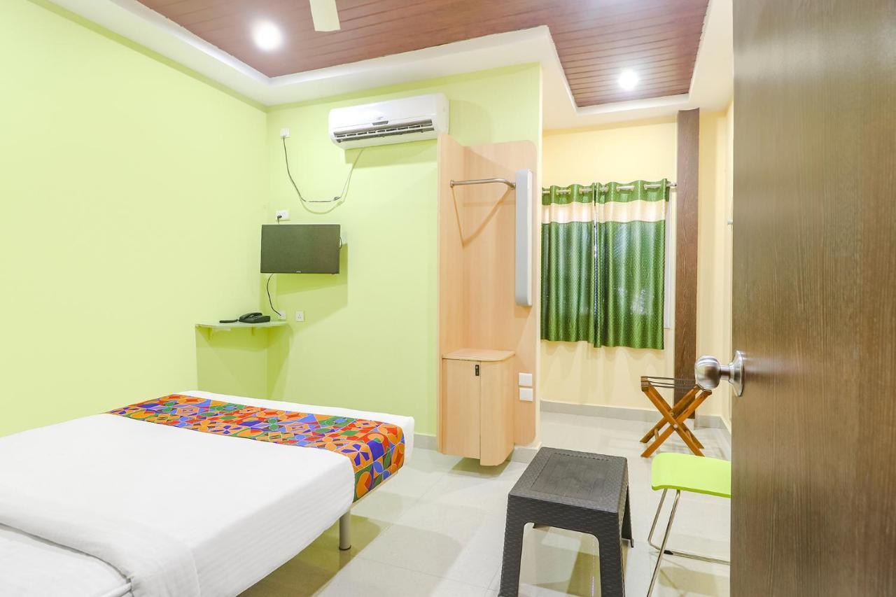 Fabexpress Airport Stay Inn - Nr Hyderabad International Airport, Shamshabad Ngoại thất bức ảnh