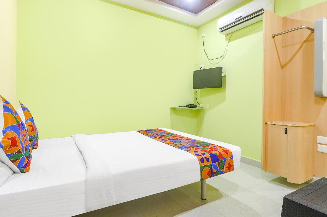 Fabexpress Airport Stay Inn - Nr Hyderabad International Airport, Shamshabad Ngoại thất bức ảnh