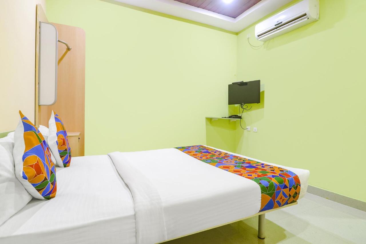 Fabexpress Airport Stay Inn - Nr Hyderabad International Airport, Shamshabad Ngoại thất bức ảnh