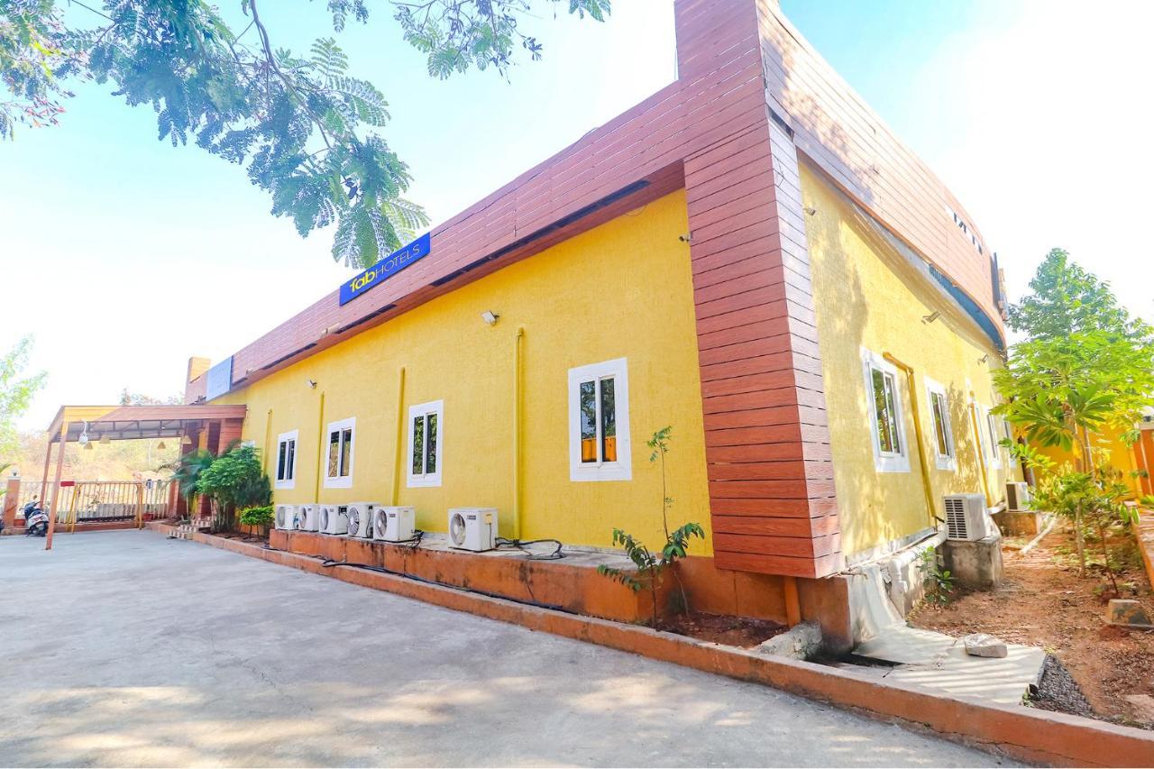 Fabexpress Airport Stay Inn - Nr Hyderabad International Airport, Shamshabad Ngoại thất bức ảnh